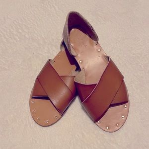Universal Thread sandals